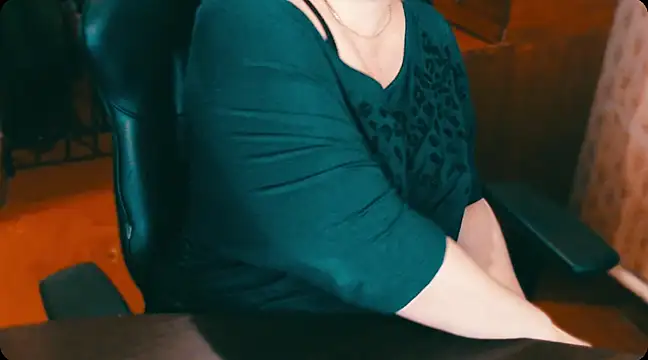 Snapshot of AlisaHot55 chatting on March 2025 06:20:02 PM AlisaHot55 online show from March 2025 06:20:02 PM