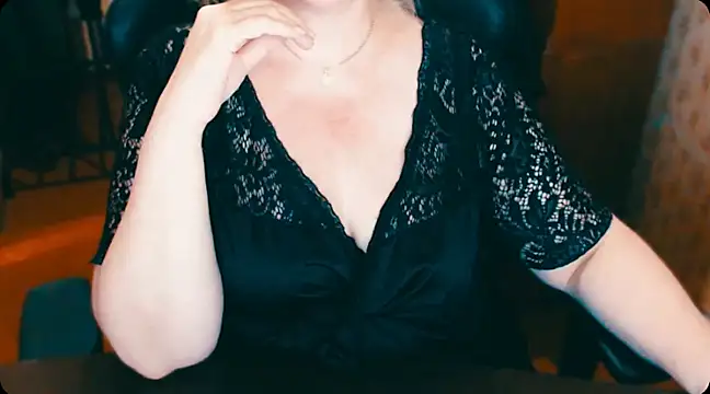 Snapshot of AlisaHot55 chatting on March 2025 06:07:01 PM AlisaHot55 online show from March 2025 06:07:01 PM