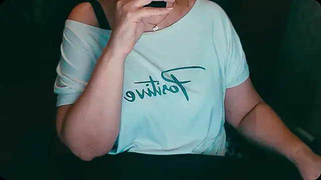 Snapshot of AlisaHot55 chatting on September 2025 11:23:02 AM AlisaHot55 online show from September 2025 11:23:02 AM