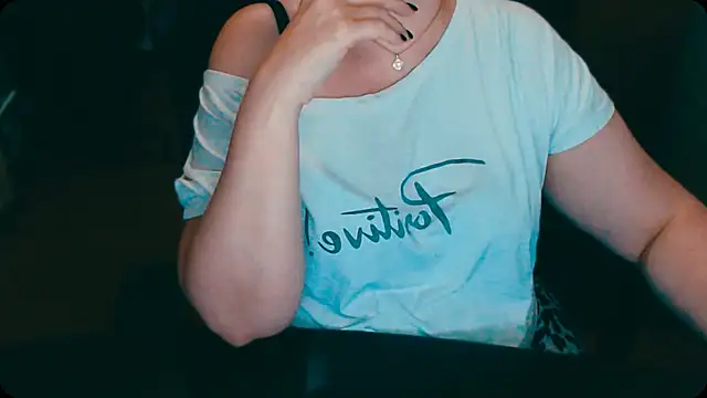 Snapshot of AlisaHot55 chatting on November 2025 11:32:02 AM AlisaHot55 online show from November 2025 11:32:02 AM