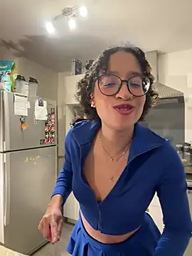 Lauyako online show from February 2025 01:52:02 AM