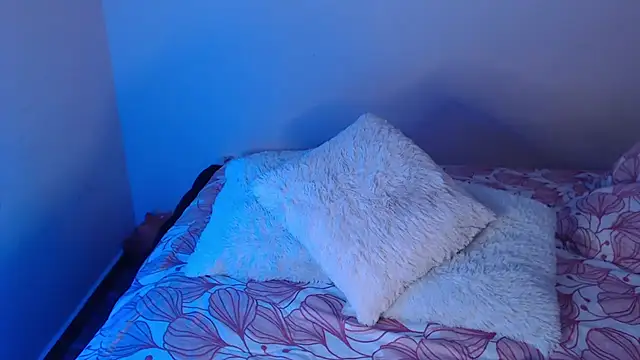 kim perri online show from February 2025 03:38:01 PM