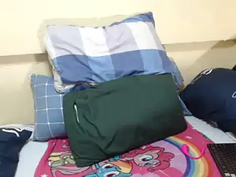 stacie iris online show from January 2025 05:42:01 AM