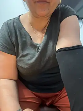 Preet Kaur 69 online show from December 2024 06:33:01 PM