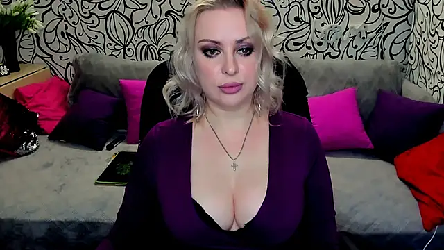Snapshot of Hotdreamhere chatting on January 2025 02:42:02 PM Hotdreamhere online show from January 2025 02:42:02 PM
