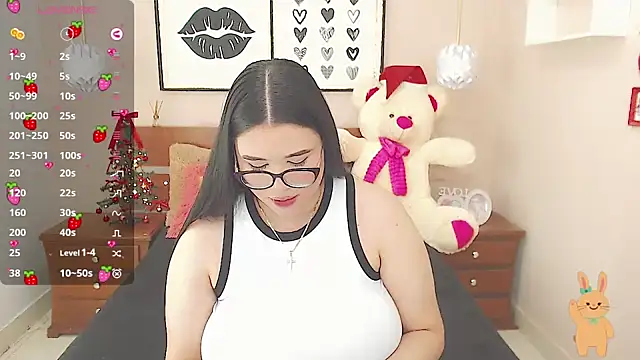 Snapshot of miss_linda_ chatting on December 2024 04:51:02 PM miss linda  online show from December 2024 04:51:02 PM