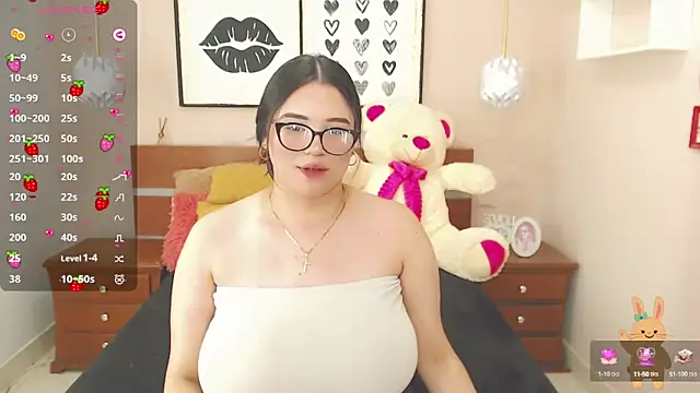 Snapshot of miss_linda_ chatting on January 2025 07:34:02 PM miss linda  online show from January 2025 07:34:02 PM