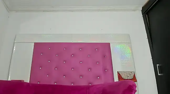 Emilyhottx online show from January 2025 03:29:02 AM