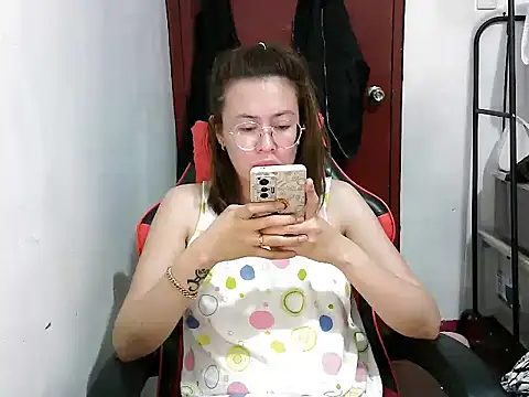 crizzybel online show from January 2025 12:46:01 AM