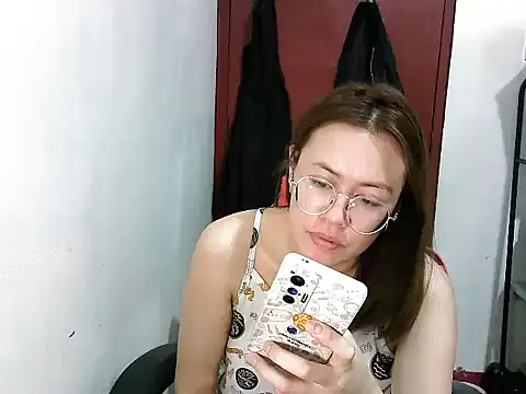 crizzybel online show from January 2025 04:54:02 AM