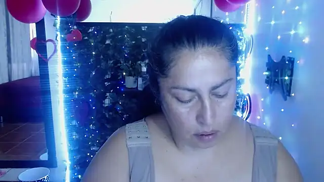 Keyla01  online show from February 2025 09:31:01 PM