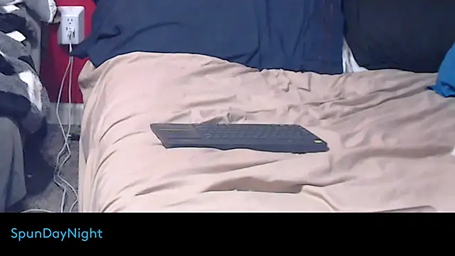 Spundaynightxh online show from September 2025 08:30:01 AM