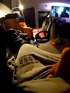 anonymus9006 online show from November 2025 06:08:02 PM