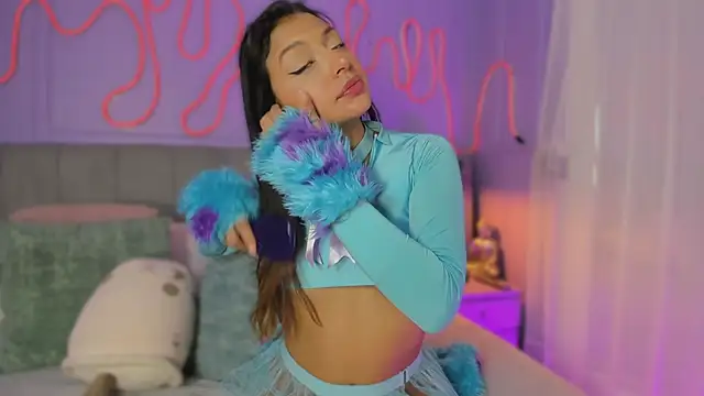 Sofly s online show from October 2025 11:57:02 AM