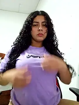 Snapshot of Mary_pinkish chatting on October 2025 09:45:01 PM Mary pinkish online show from October 2025 09:45:01 PM