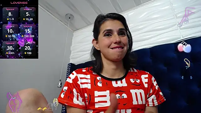 Eva-Williams online show from December 2024 03:58:01 PM