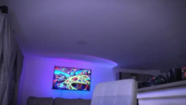 Frank Farrell online show from October 2025 04:23:02 AM