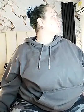 Snapshot of mollieblue69 chatting on October 2025 12:47:02 PM mollieblue69 online show from October 2025 12:47:02 PM