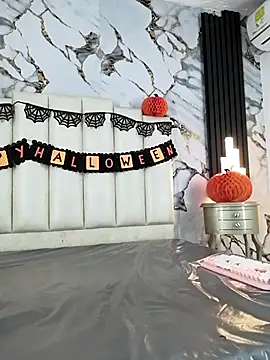 Snapshot of mollieblue69 chatting on October 2025 01:02:02 PM mollieblue69 online show from October 2025 01:02:02 PM