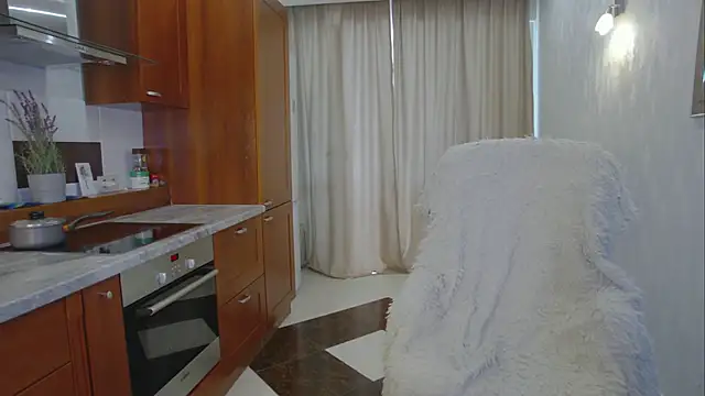 Snapshot of -Solar-Jane- chatting on February 2025 08:33:02 AM -Solar-Jane- online show from February 2025 08:33:02 AM