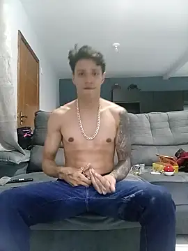 Snapshot of Novin4i20 chatting on October 2025 09:37:01 PM Novin4i20 online show from October 2025 09:37:01 PM