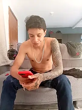 Snapshot of Novin4i20 chatting on October 2025 08:42:02 PM Novin4i20 online show from October 2025 08:42:02 PM