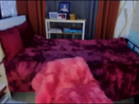 Snapshot of Laura_yourhottestbabe123 chatting on March 2025 12:55:02 AM Laura yourhottestbabe123 online show from March 2025 12:55:02 AM