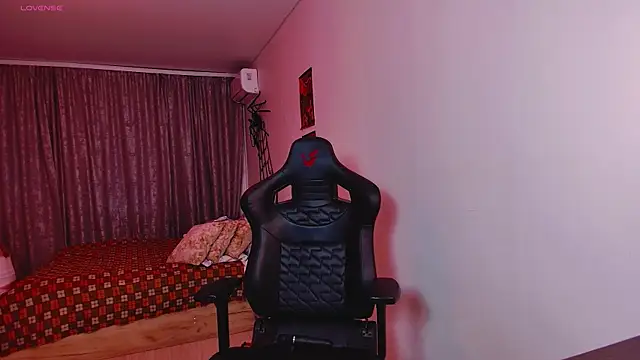 Snapshot of _whiteprincess chatting on October 2025 09:32:01 AM whiteprincess online show from October 2025 09:32:01 AM