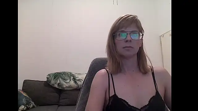 SavannaGirly online show from October 2025 07:17:01 AM