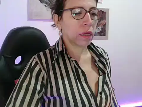 Chayla Ruiz online show from January 2025 12:53:02 PM