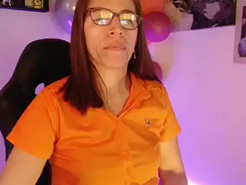 Chayla Ruiz online show from March 2025 04:50:02 PM