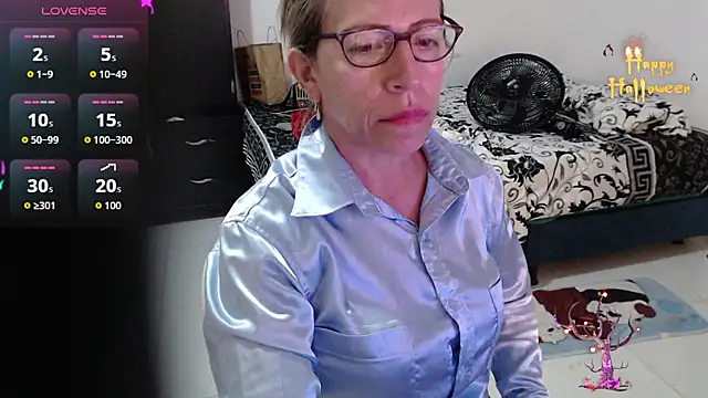 Chayla Ruiz online show from October 2025 12:10:02 AM