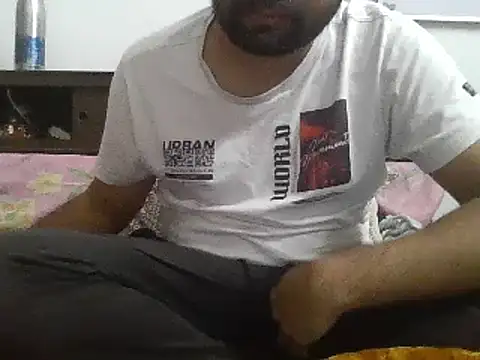 Snapshot of PrateekC chatting on December 2024 04:59:02 PM PrateekC online show from December 2024 04:59:02 PM