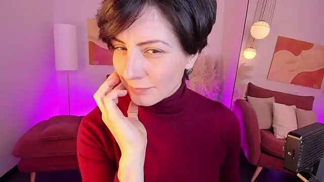 LorenDaze online show from November 2025 06:35:02 AM