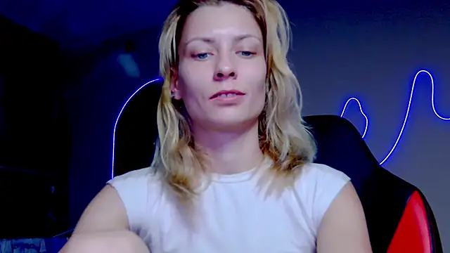 karo123421 online show from October 2025 09:26:02 PM