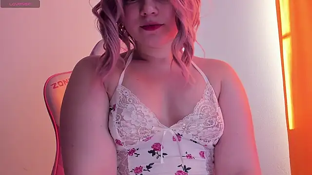 SueNiceeeee online show from October 2025 06:36:01 AM