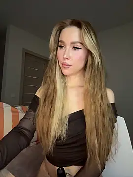 xDinnax online show from December 2024 02:27:01 PM