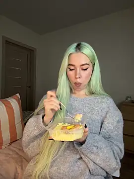 xDinnax online show from January 2025 05:59:02 PM