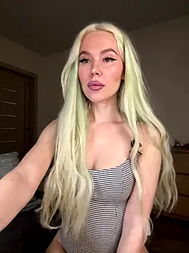 xDinnax online show from September 2025 02:28:02 PM