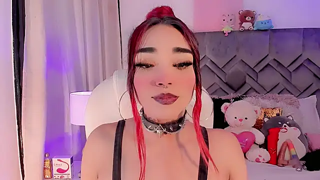 LeyXandrabraz online show from December 2024 09:43:02 PM