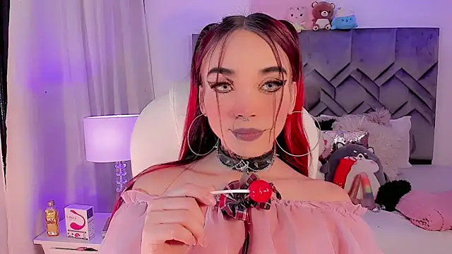 LeyXandrabraz online show from December 2024 08:40:02 PM