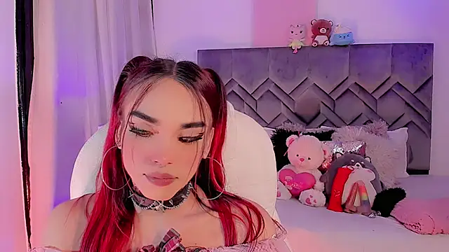 LeyXandrabraz online show from December 2024 11:45:02 PM