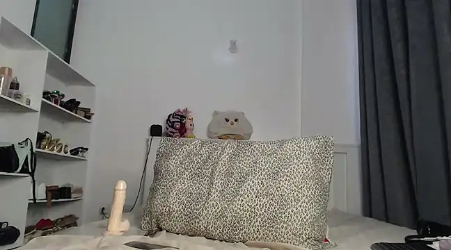 peeky pinky online show from December 2024 08:44:02 AM