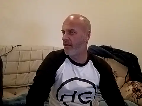 Snapshot of Ryeguy6969 chatting on December 2024 07:46:01 AM Ryeguy6969 online show from December 2024 07:46:01 AM