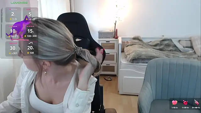 Snapshot of lara_vanilla chatting on October 2025 03:52:01 PM lara vanilla online show from October 2025 03:52:01 PM