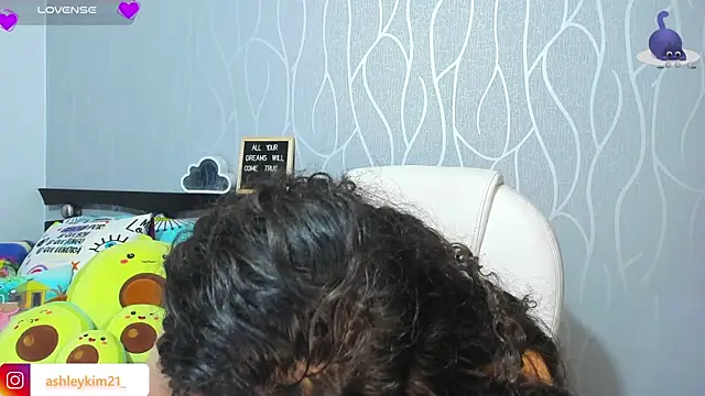 Snapshot of AshleyKim_ chatting on October 2025 11:54:02 PM AshleyKim online show from October 2025 11:54:02 PM