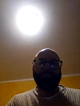 Snapshot of Dolceporco19 chatting on October 2025 04:15:02 PM Dolceporco19 online show from October 2025 04:15:02 PM