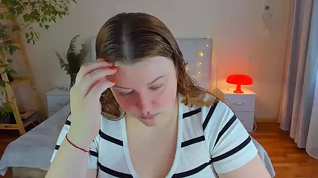 Snapshot of PolinaSalvatore chatting on November 2025 10:48:02 AM PolinaSalvatore online show from November 2025 10:48:02 AM