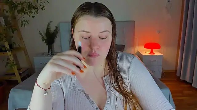 Snapshot of PolinaSalvatore chatting on November 2025 03:54:01 PM PolinaSalvatore online show from November 2025 03:54:01 PM