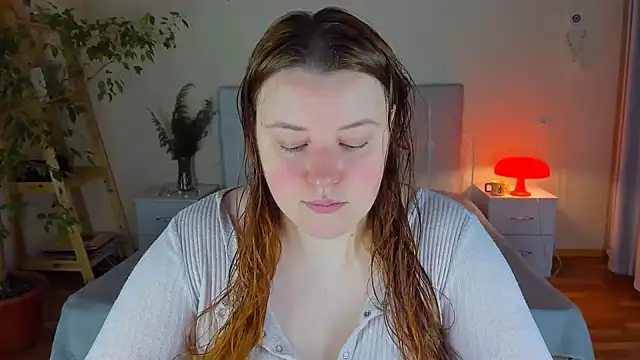 Snapshot of PolinaSalvatore chatting on November 2025 02:39:01 PM PolinaSalvatore online show from November 2025 02:39:01 PM